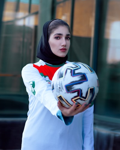تحميل مباراة ريال مدريد ومانشستر سيتي كاملة HD بدون تقطيع